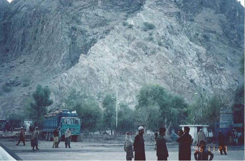 Bin Laden sorridente nel rifugio. Le foto mai viste Bin Laden sorridente nel rifugio. Le foto mai viste