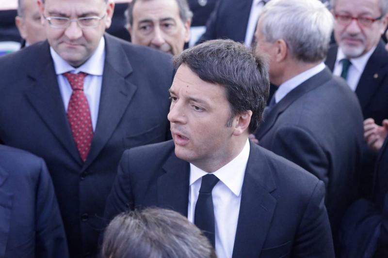 Expo, Renzi in visita al cantiere: “Una grande cattedrale laica” Expo, Renzi in visita al cantiere: “Una grande cattedrale laica”