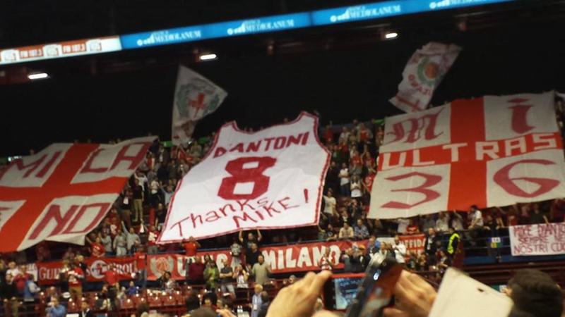 Olimpia Milano, festa per Mike D’Antoni e ko al Malaga in Eurolega Olimpia Milano, festa per Mike D’Antoni e ko al Malaga in Eurolega