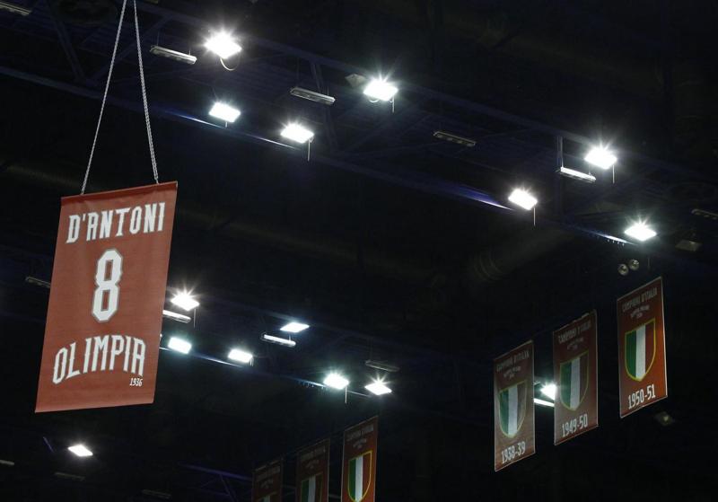 Olimpia Milano, festa per Mike D’Antoni e ko al Malaga in Eurolega Olimpia Milano, festa per Mike D’Antoni e ko al Malaga in Eurolega