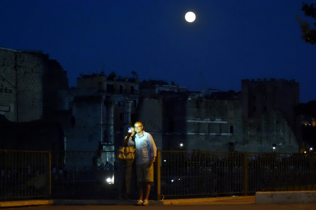 Eclissi, bacio sole-luna, ecco le foto dell’eclissi!