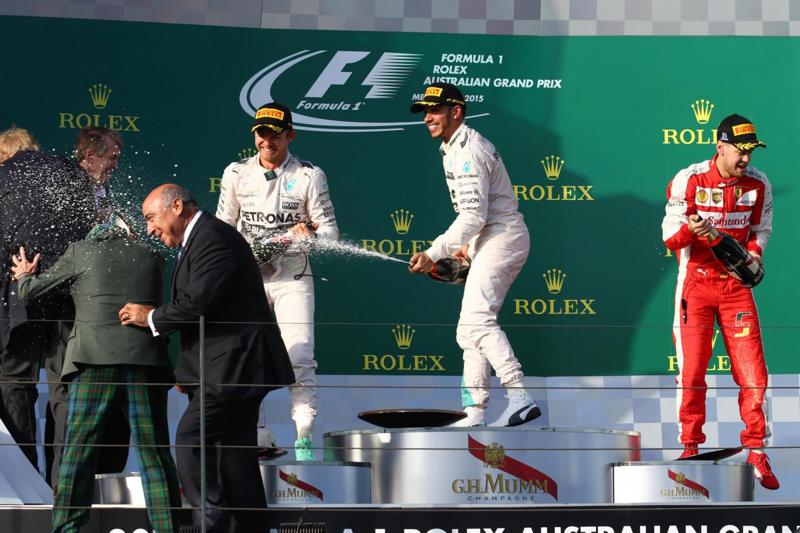Ferrari, Vettel: “Bello il podio, ma ora voglio l’inno italiano” Ferrari, Vettel: “Bello il podio, ma ora voglio l’inno italiano”