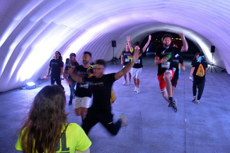 ASUS Electric Run, la corsa notturna più luminosa del pianeta ASUS Electric Run, la corsa notturna più luminosa del pianeta