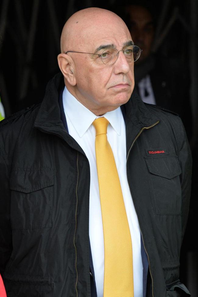 Milan, Galliani smentisce: “Macchè incontro con Sarri. Forza Pippo!” Milan, Galliani smentisce: “Macchè incontro con Sarri. Forza Pippo!”