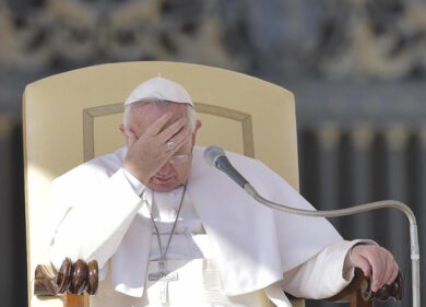 Strage di Tunisi, incertezza sulle vittime. Il dolore del Papa
