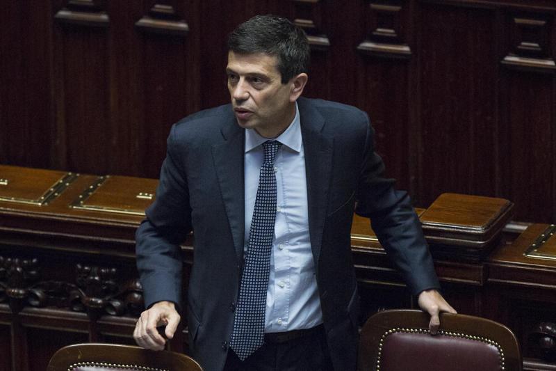 Lupi alla Camera per le dimissioni: “Esco dal governo a testa alta” Lupi alla Camera per le dimissioni: “Esco dal governo a testa alta”