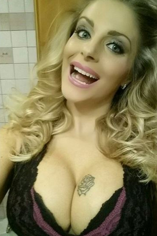 Cipriani: “Ecco chi è il giocatore del Milan con cui sono stata…” Cipriani: “Ecco chi è il giocatore del Milan con cui sono stata…”