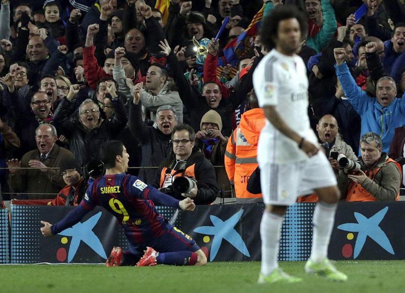 Real Madrid ko con Barcellona e a -4. Ancelotti: “Liga ancora aperta”