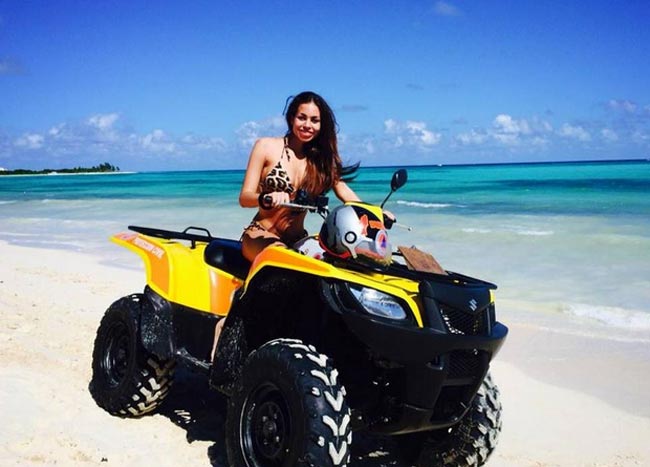 Ruby, le olgettine: “Berlusconi nano malefico”. Ruby bunga bunga