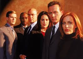 X-Files, torna dopo 13 anni con gli stessi Fox Mulder e Dana Scully X-Files, torna dopo 13 anni con gli stessi Fox Mulder e Dana Scully