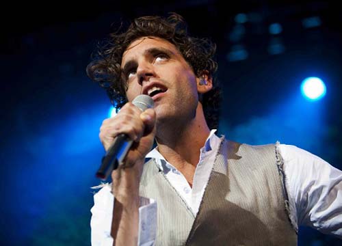 Mika, bruciati in 10 minuti i biglietti per il live di Milano Mika, bruciati in 10 minuti i biglietti per il live di Milano