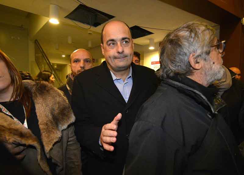Regione, “altri due dirigenti indagati”. Storace: “Nel Lazio presidente pallonaro” Regione, “altri due dirigenti indagati”. Storace: “Nel Lazio presidente pallonaro”
