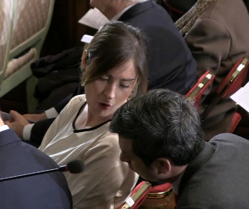 Boschi (foto nuda) dice che Italia cresce e ricca, Boschi accelera