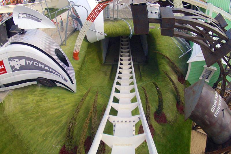 “Oblivion” a Gardaland le emozioni del Buco Nero “Oblivion” a Gardaland le emozioni del Buco Nero