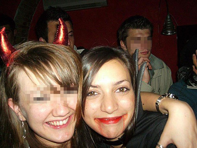 Omicidio Meredith, Raffaele chiama Amanda: “E’ stato bellissimo”