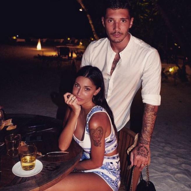 Belen Rodriguez e Stefano, vacanza di passione: foto