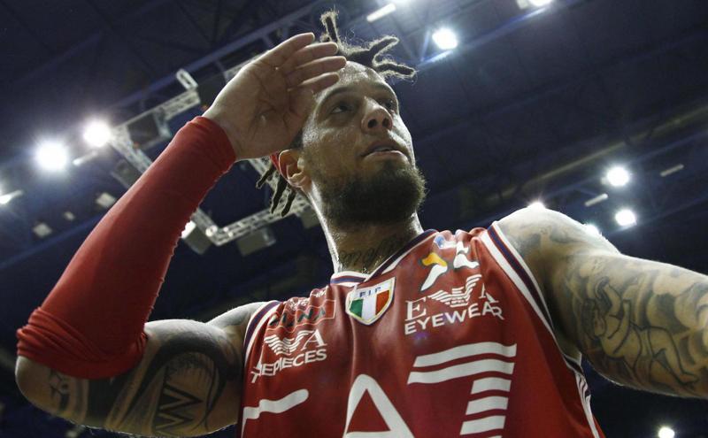 Olimpia Milano asfalta la Dinamo Sassari trascinata da Gentile-Brooks