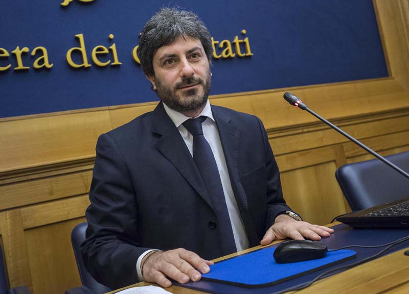 Monopolio del vaticano sulla tv, critica liberale incontra Fico Monopolio del vaticano sulla tv, critica liberale incontra Fico