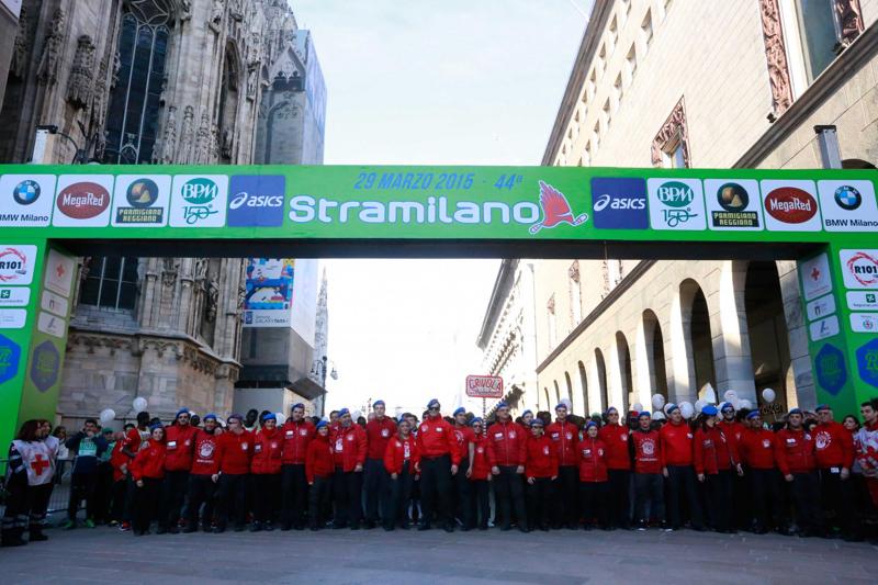 Stramilano invade la città. Le foto più curiose della 44° edizione Stramilano invade la città. Le foto più curiose della 44° edizione