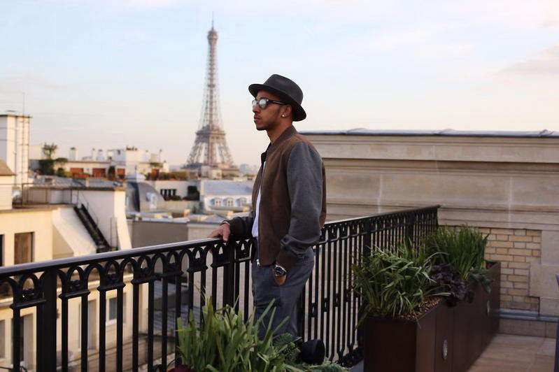 Torre Eiffel, Google celebra l’anniversario. Ed è subito selfie-mania