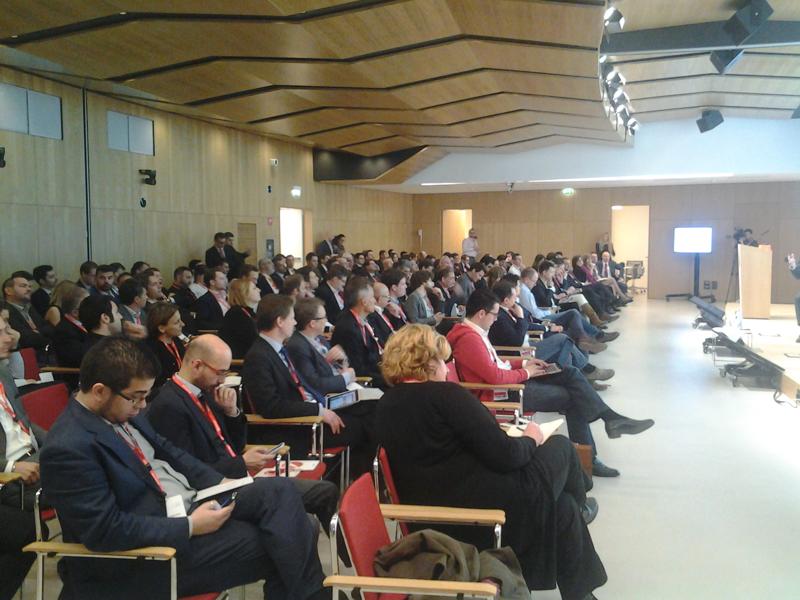 UniCredit importa da Londra il format degli incontri fra startupper del settore finanziario e gli investitori UniCredit importa da Londra il format degli incontri fra startupper del settore finanziario e gli investitori