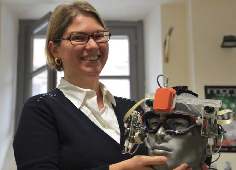 Il “cervello di ritorno” parla ai robot. Chi è Barbara, “ingegnere per anziani” Il “cervello di ritorno” parla ai robot. Chi è Barbara, “ingegnere per anziani”