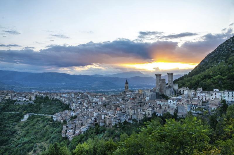 Italia, i 39 motivi di BuzzFeed per non venire nel nostro Paese Italia, i 39 motivi di BuzzFeed per non venire nel nostro Paese