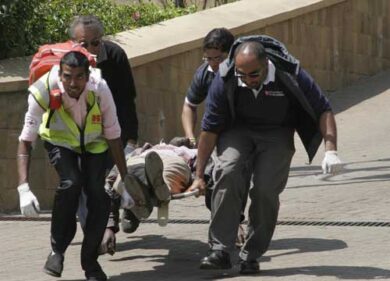 Kenya, strage di studenti. “Cristiani decapitati”. VIDEO