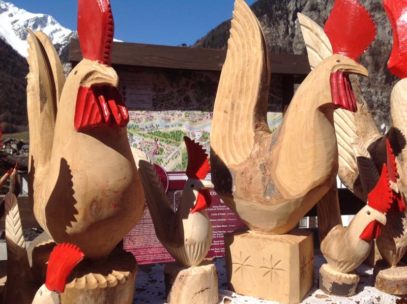 Foire de la Paquerette a Courmayeur l’arte del legno Foire de la Paquerette a Courmayeur l’arte del legno