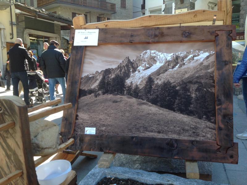 Foire de la Paquerette a Courmayeur l’arte del legno Foire de la Paquerette a Courmayeur l’arte del legno