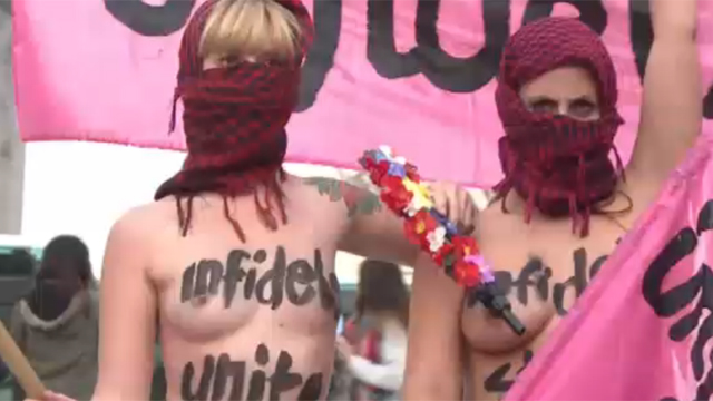 Femen: “Tutte le religioni sono contro le donne. Italiane, unitevi a noi” Femen: “Tutte le religioni sono contro le donne. Italiane, unitevi a noi”
