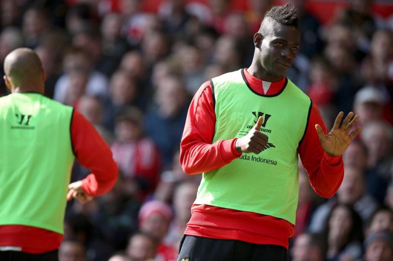 Liverpool, Balotelli infortunato… ma passa la notte in discoteca