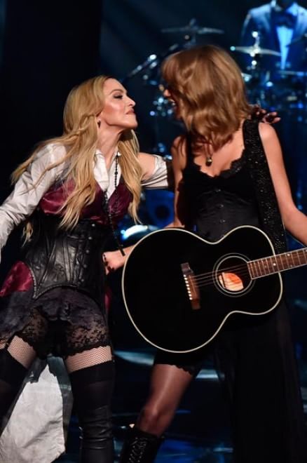 Madonna, tango “censurato” con Howard in Ghosttown Madonna, tango “censurato” con Howard in Ghosttown