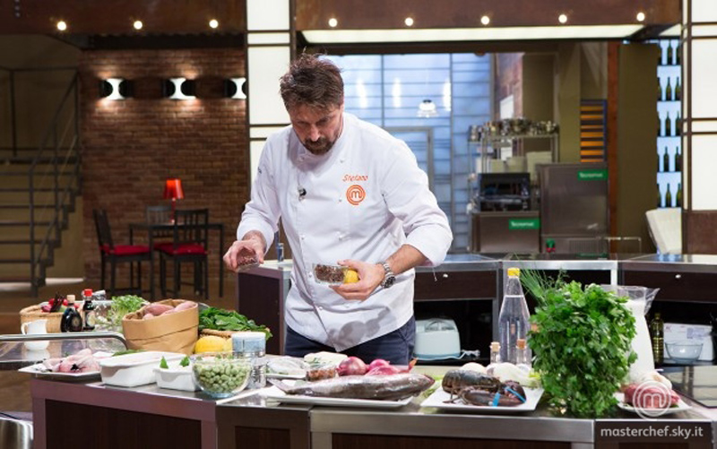 Masterchef. Simone “elettrochef” ad Affari: “Far causa a Stefano? Inutile ecco perchè”