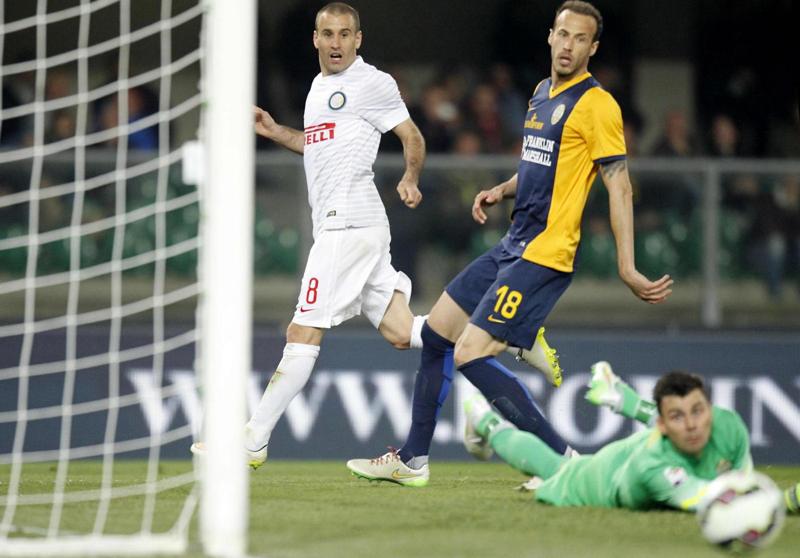 Inter, Palacio stende il Verona. Mancini: “Il rigore? Inesistente” Inter, Palacio stende il Verona. Mancini: “Il rigore? Inesistente”