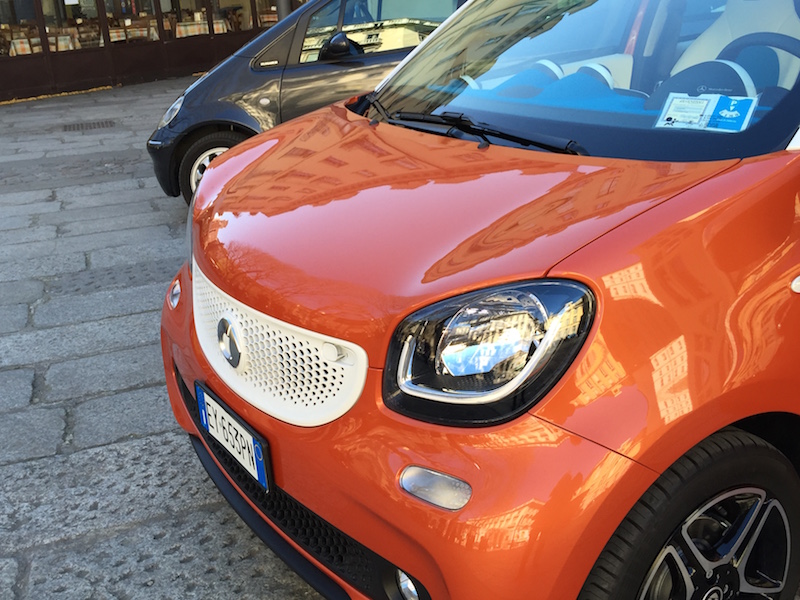 La smart forfour mette il Turbo La smart forfour mette il Turbo