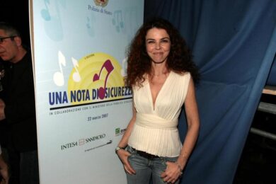 Saluzzi dà del ‘pezzo di imbecille’ ad Alonso. E Sky la sospende