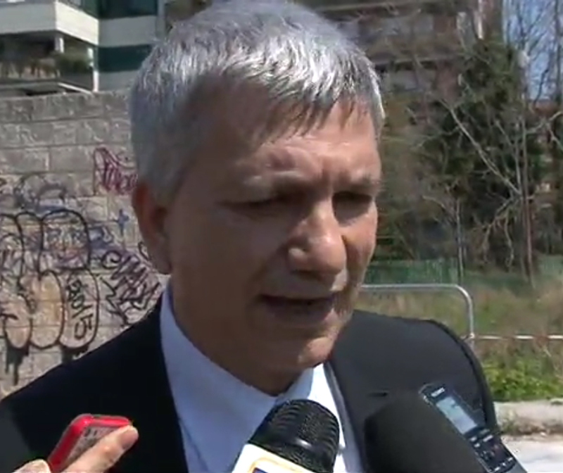 Ostuni, crollo nella scuola. Giannini: “I responsabili pagheranno” Ostuni, crollo nella scuola. Giannini: “I responsabili pagheranno”