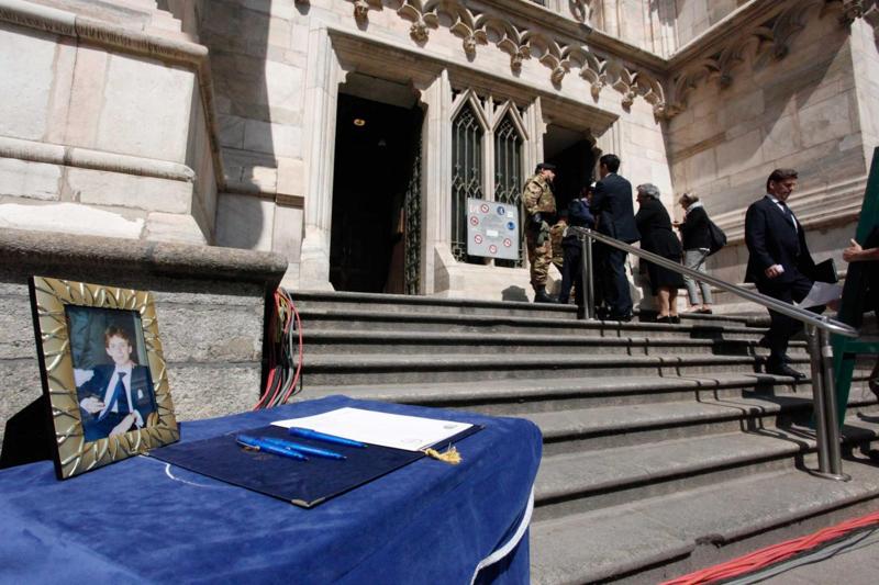 Strage in Tribunale, le esequie di Stato al Duomo di Milano