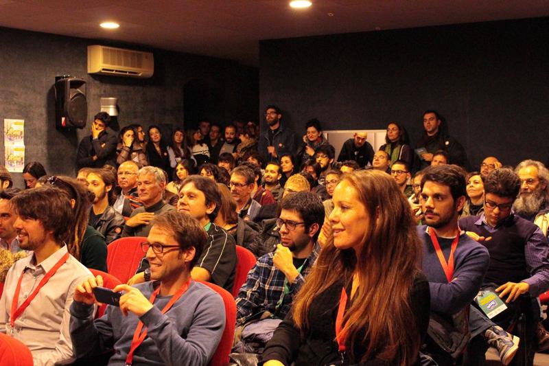Skepto entra nel vivo con storie di immigrazione, satira e droni Skepto entra nel vivo con storie di immigrazione, satira e droni