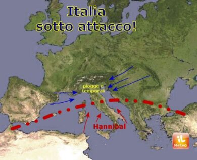 Previsioni meteo, doppio attacco all’Italia: pioggia e temporali