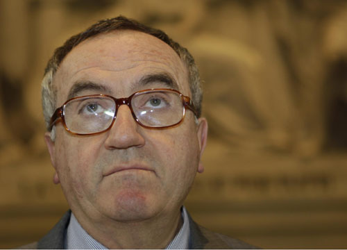 “Intercettazioni, stop fino al processo”. Il bavaglino di Pignatone e Bruti “Intercettazioni, stop fino al processo”. Il bavaglino di Pignatone e Bruti