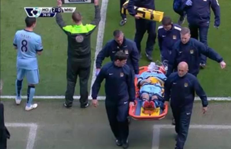 Manchester City, paura per Silva: colpito al volto, serve l’ossigeno Manchester City, paura per Silva: colpito al volto, serve l’ossigeno