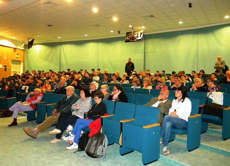 Video festival di Imperia domani in teatro “I cattivi di cuore”