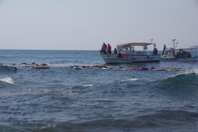 Immigrazione, “gli scafisti reclutati tra i migranti in cambio del viaggio gratis” Immigrazione, “gli scafisti reclutati tra i migranti in cambio del viaggio gratis”