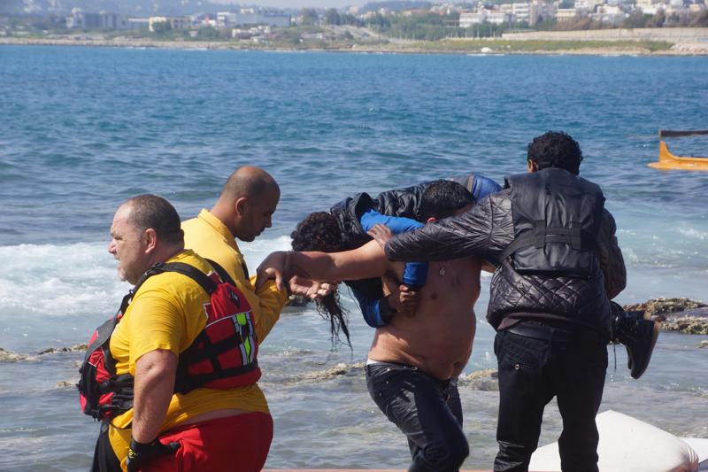 Immigrazione, “gli scafisti reclutati tra i migranti in cambio del viaggio gratis” Immigrazione, “gli scafisti reclutati tra i migranti in cambio del viaggio gratis”