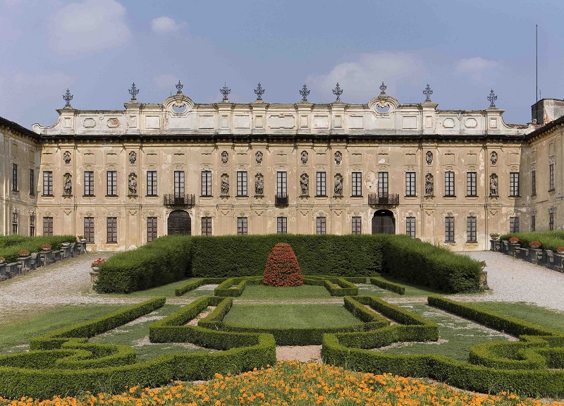Villa Arconati, riapre al pubblico la “Piccola Versailles di Milano” Villa Arconati, riapre al pubblico la “Piccola Versailles di Milano”