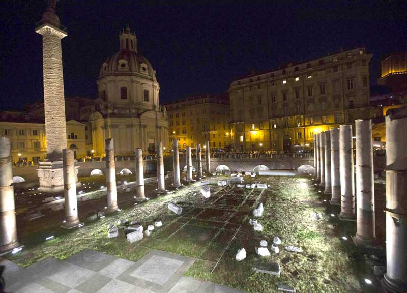 A spasso tra i Fori. La guida: Piero Angela