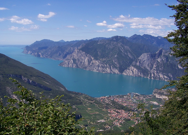 La Regione investe per valorizzare i grandi laghi lombardi La Regione investe per valorizzare i grandi laghi lombardi