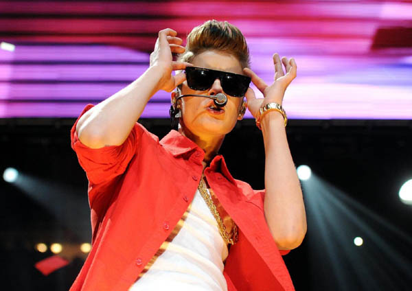 Justin Bieber, giallo sull’arresto. La polizia all’Hilton di Roma Justin Bieber, giallo sull’arresto. La polizia all’Hilton di Roma